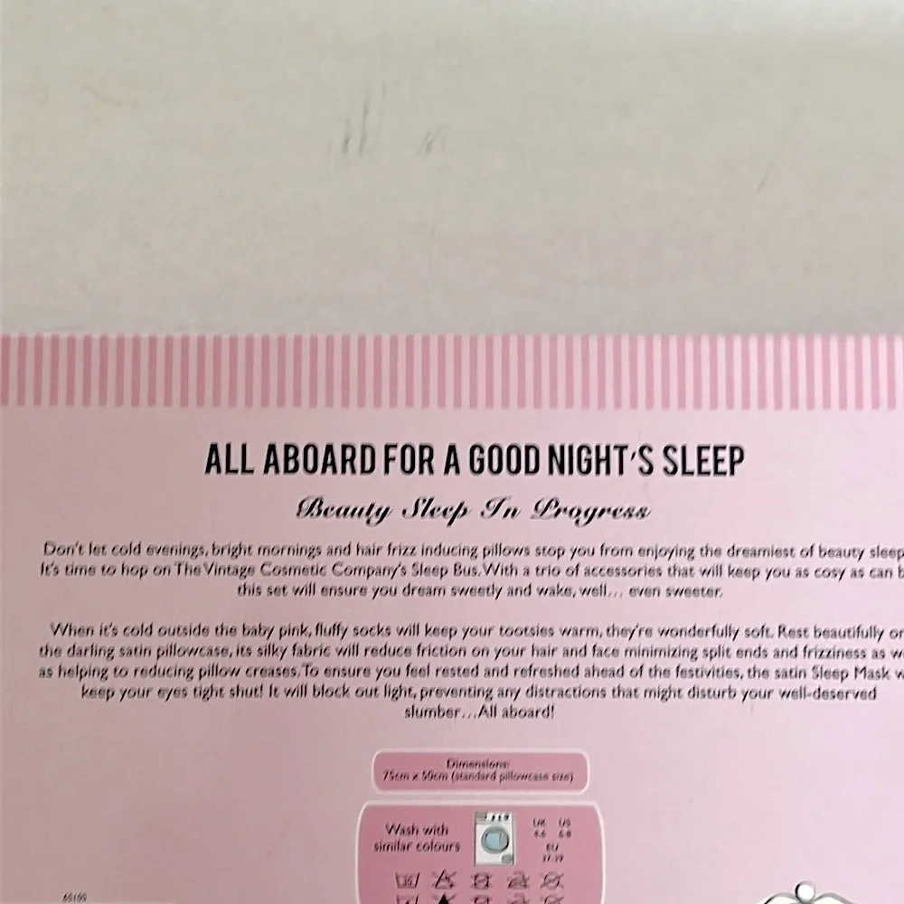 The Vintage Cosmetics sleeping gift set. NWT in box
